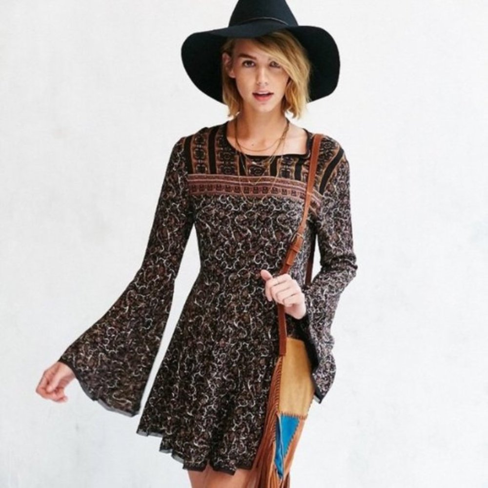 Ecote Anthropologie Brown and black Mini Dress Size 6